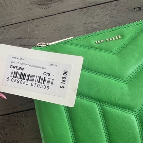 Ted Baker Green Ayasini Quilted Leather Puffer zippered Crossbody Bag new - Picture 4 of 7